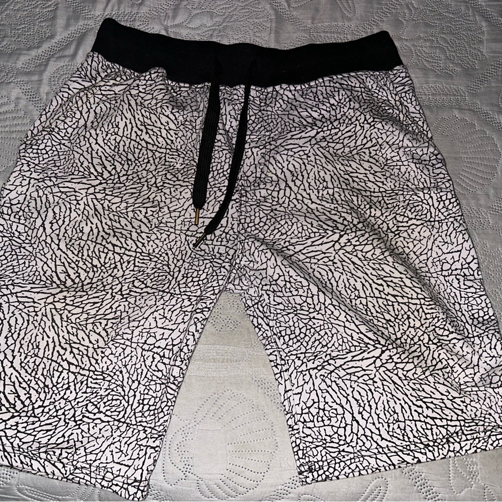 Black and White Bleecker and Mercer large Shorts